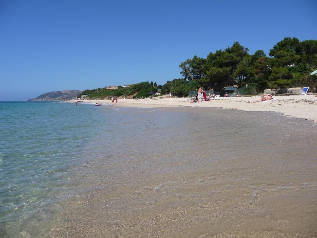 Santa Margherita Di Pula, Calaverde, Deliziosa Villetta 100 Metri Dal Mare Ngoại thất bức ảnh